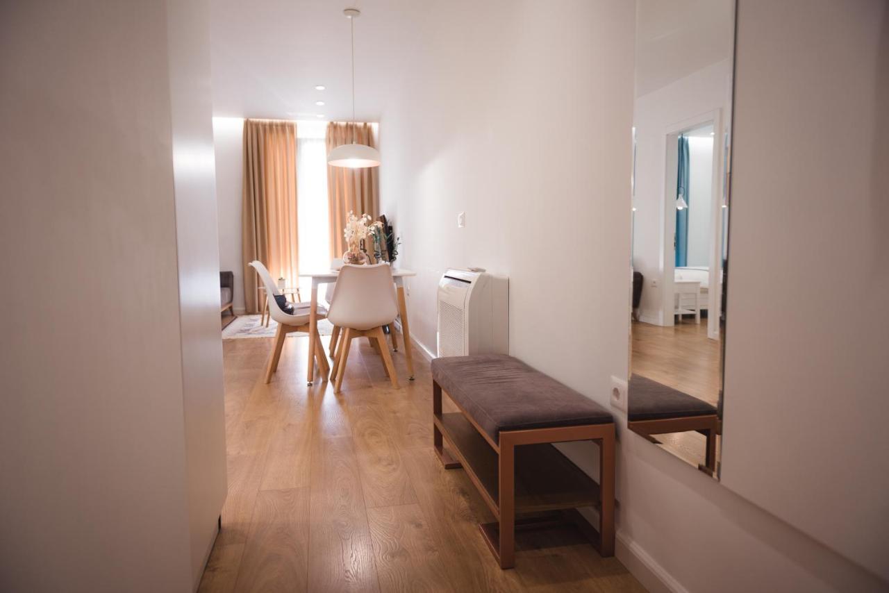 Tam Serviced Apartment City Center No4 Tirana Bagian luar foto